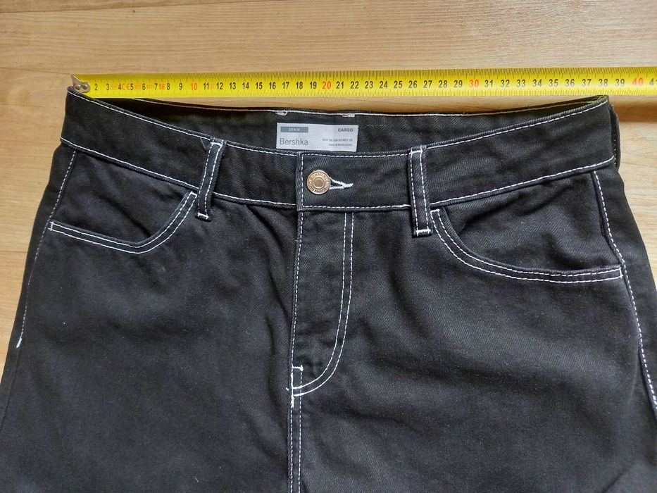 Bershka cargo bojówki wysoki stan czarne denim 40 L 38 M