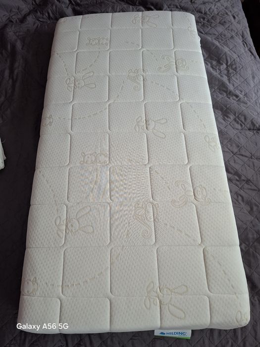 Materac dziecięcy do łóżeczka 120 x 60 Hilding Dobranocka
