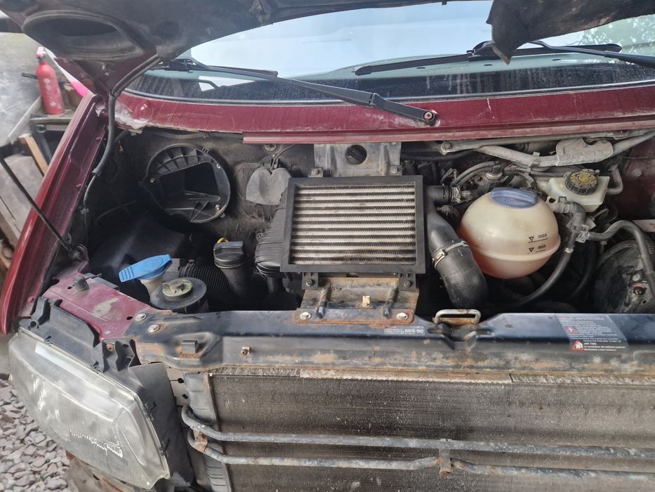 Vw t4 intercooler silnika   2.5 tdi ACV komplet z wezami nowy przod tlumik