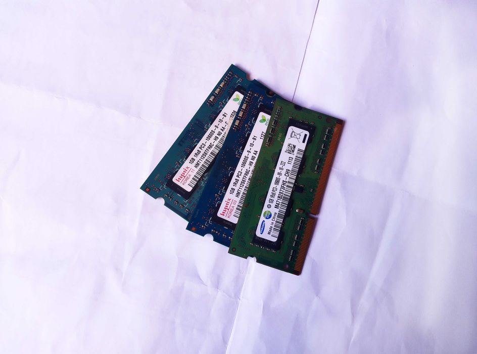 Memória RAM SO-DIMM para Portátil - DDR2 / DDR3 / DDR4