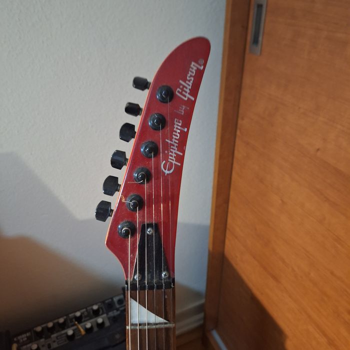 Epiphone by gibson