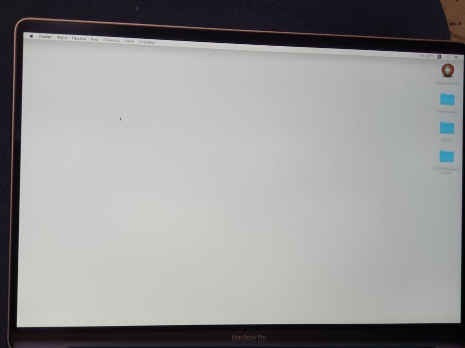 Дисплей матриця apple macbook pro a2141 space gray  гарний