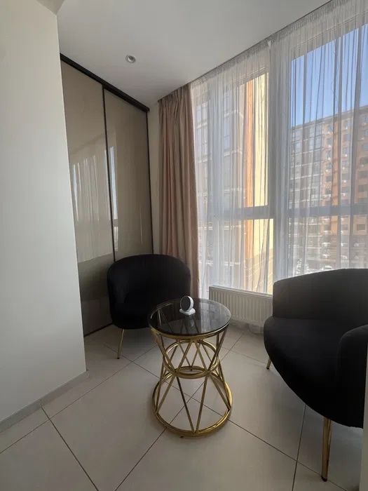 Сдам 4 ком квартиру ЖК Семейный Дафи газовое отопление