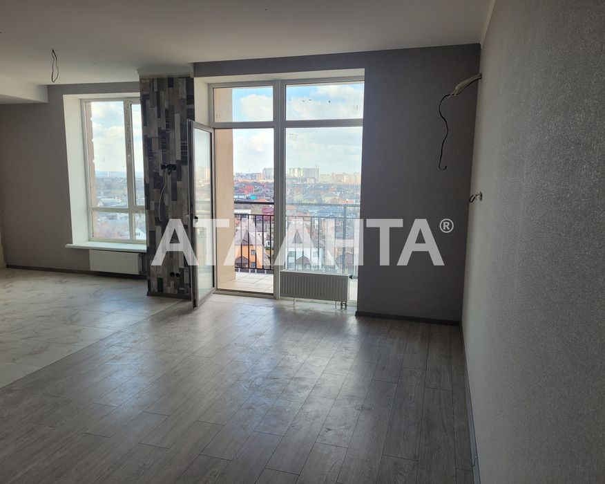 Квартира в ЖК Парк Фонтанов с ремонтом.  Переуступка