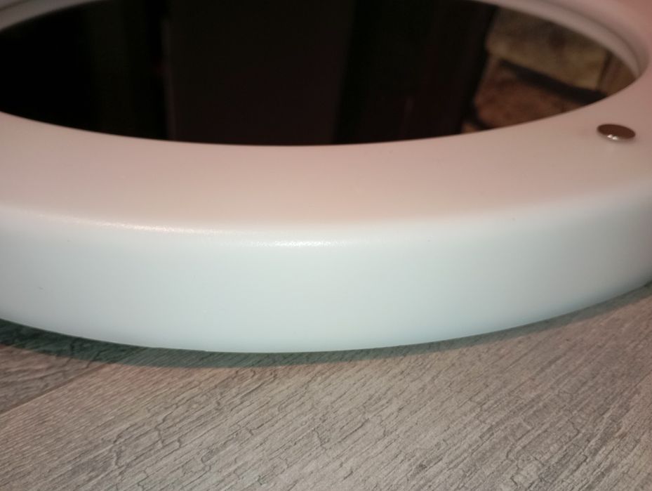 Lustro LED wiszące okrągłe w białej ramie 45cm