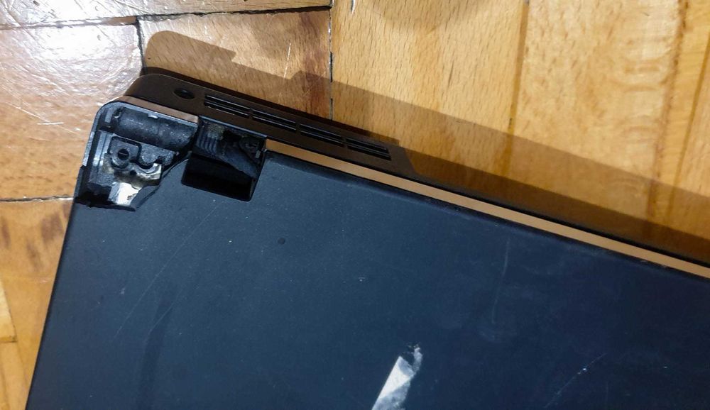 Laptop Lenovo E520 - cześć