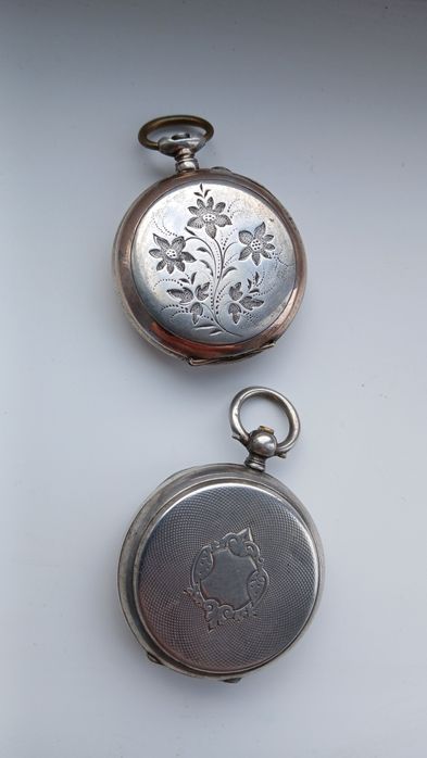 Карманные серебрянные часы