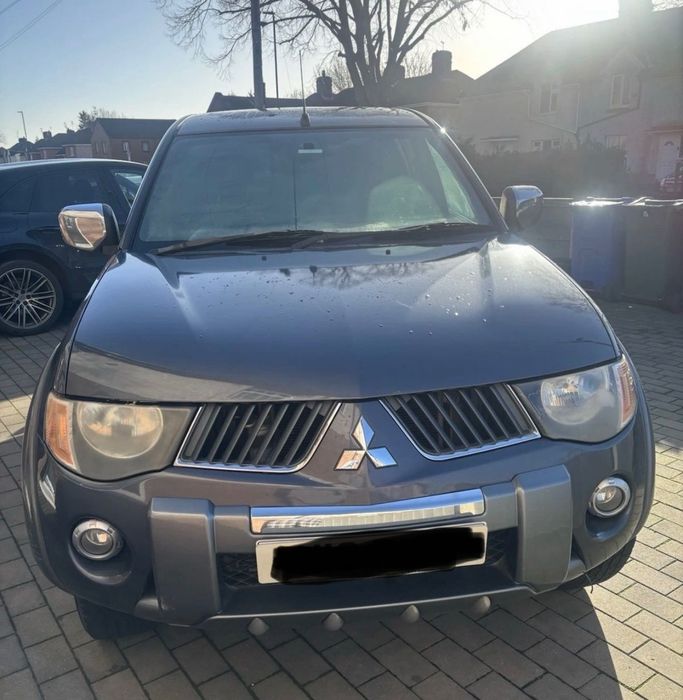 L200 Nissan Navara Ford Ranger