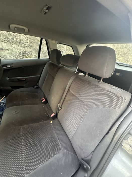 Carro Opel Astra Caravan 1.7 2004