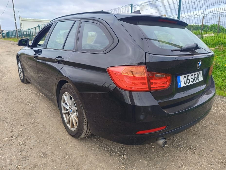 BMW 318 D Touring Navi - 2013
