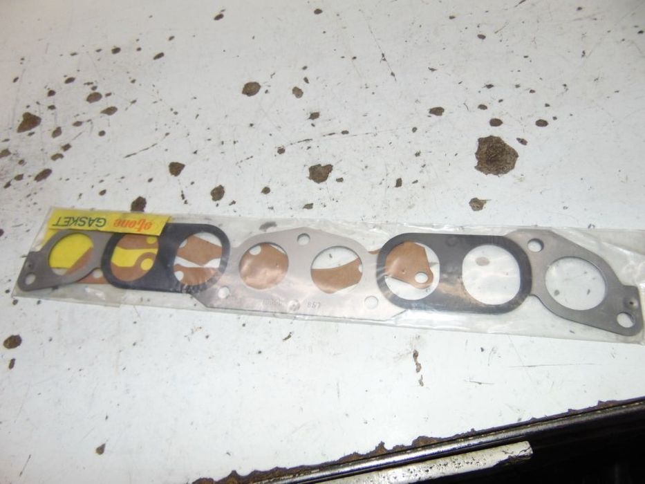 Nissan 720 2300,2500 junta do colector " usado em bom estado