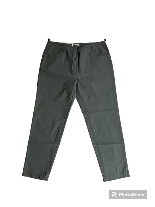 Materiałowe spodnie damskie kolor khaki rozmiar 40/42 L XL