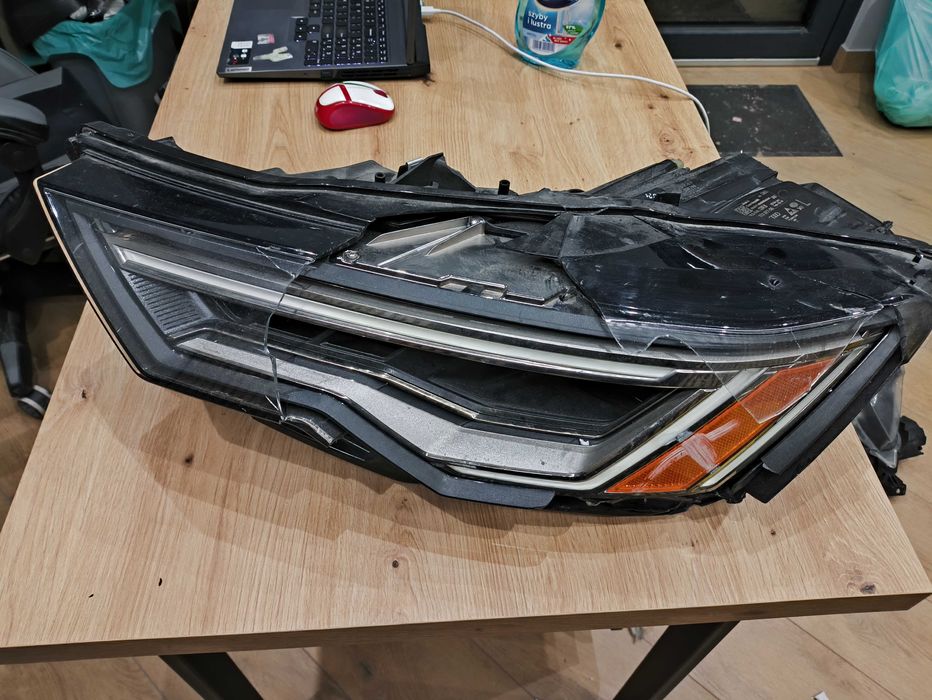 AUDI A6 C8 4K 4K0 LAMPA LEWA FULL LED Lewy lewa USA  uszkodzona