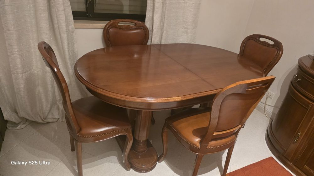 Vend se essa messa com 3 cadeiras