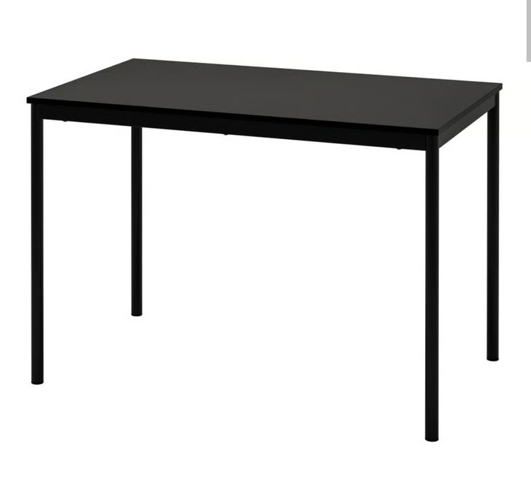 Mesa ikea preta usada