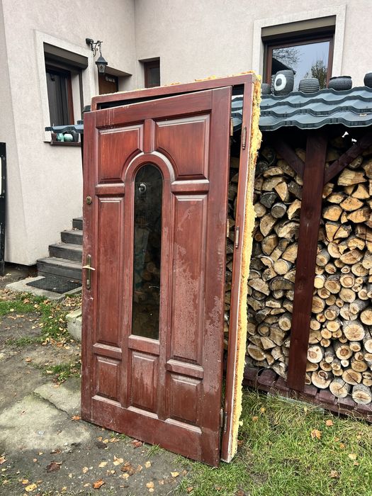 Drzwi drewniane wejściowe