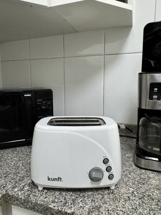 Torradeira eletrica Kunft