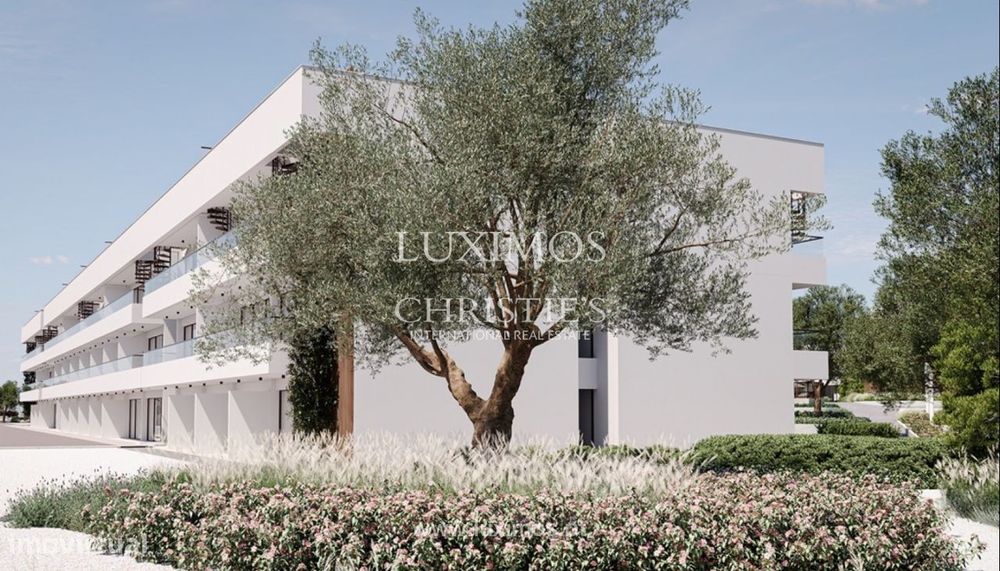 Apartamento T0 mobilado à venda no The Court em Carvoeiro, Algarve