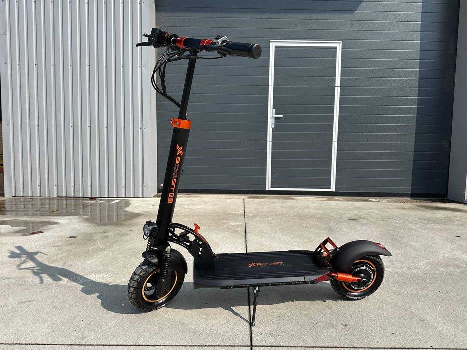 Электросамокат /  Швидкий Електросамокат X-BOOST-оо1 48V*15AH 800W