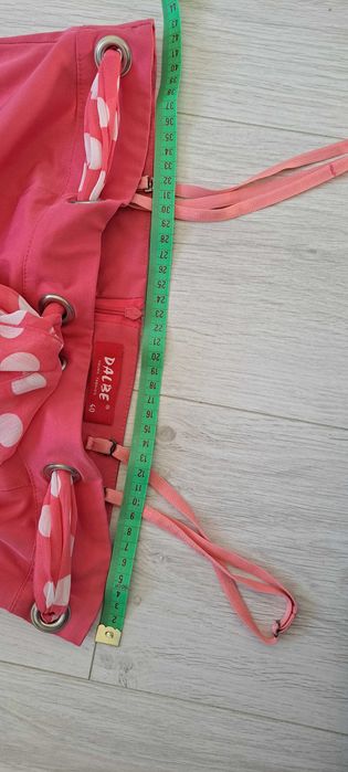 Romantyczna, kobieca sukienka w klimacie Dolce Vita, rozm. 40