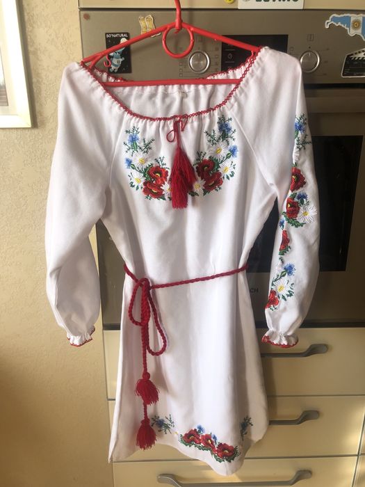 Продам платье вышиванку Moderika158 рост