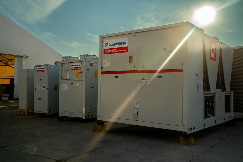 Chillery używane 300–1300 kW: Aermec, BlueBox, Lennox, Panasonic