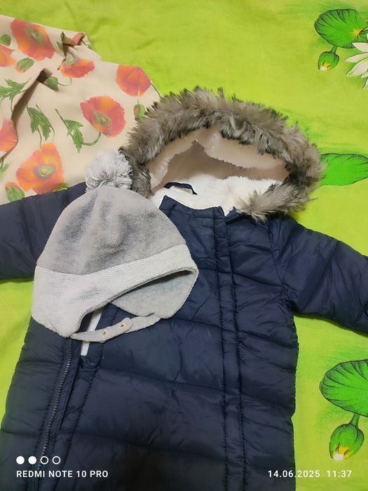 Продам комбинезончик теплые