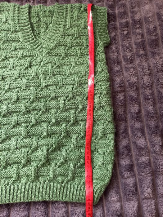 Безрукавка для дівчинки