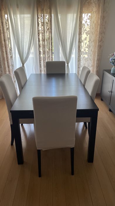 Mesa de jantar extensilvel com 6 cadeiras