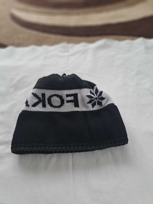 Czapka zimowa z napisem Foka