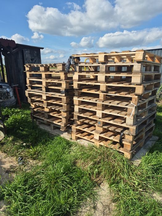 Palety na budowę