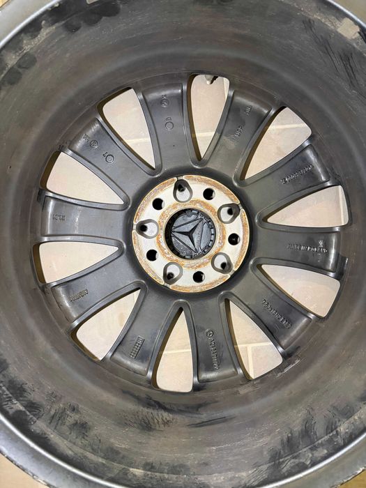 7,5J 18H2 ET52   MERCEDES OEM A2464011700