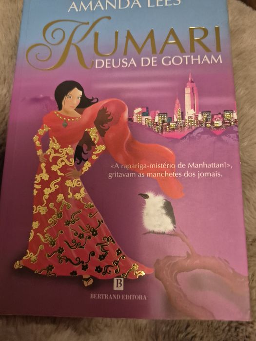 Livro Kumari Deusa de Gotham