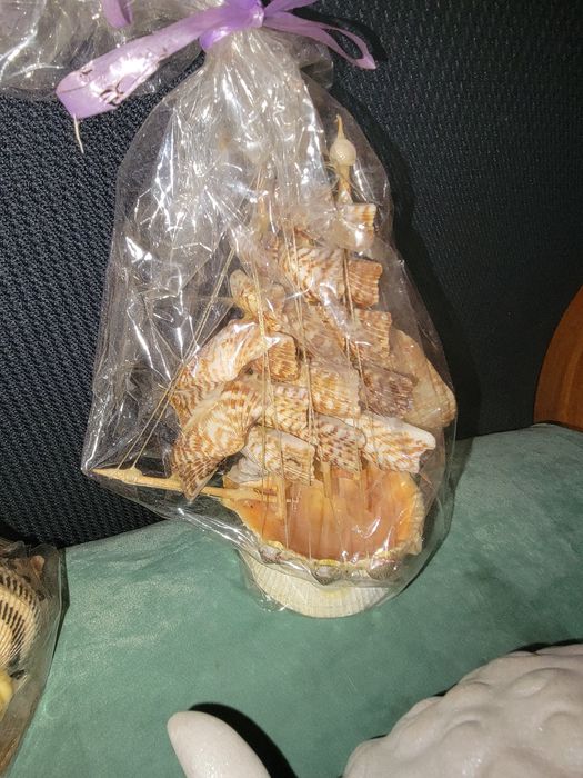 Декор, фигурки из ракушки, пепельница, копилка, статуэтка кораблик, де