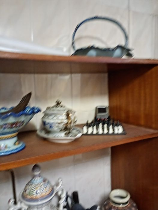 Armário em madeira