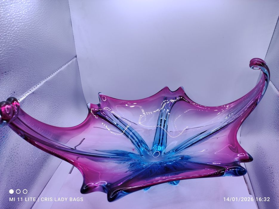 Centro de Mesa em Vidro Murano Azul e Rosa  com 43 cm de largura  Nova