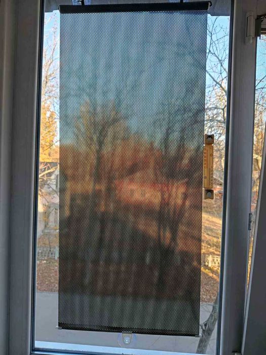 Плівка затиняюча на вікно