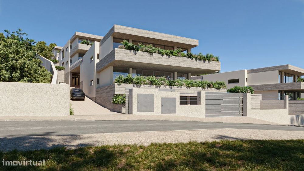 Moradia T3 com piscina privada e terraços com vista mar no ESTORIL GAR