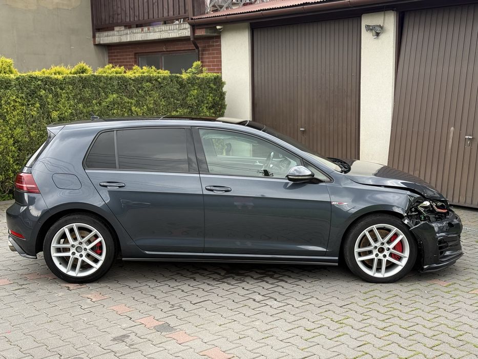 Volkswagen Golf GTI VII 7.5 Performance Uszkodzony