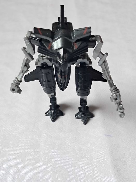 Figurka Transformers cyberverse Jetfire