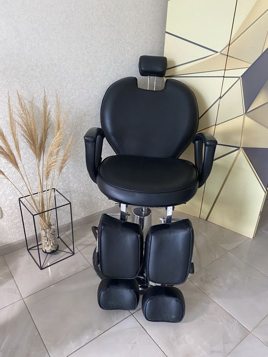 Педикюрне крісло з роздільними ногами ZD-346. Компактне