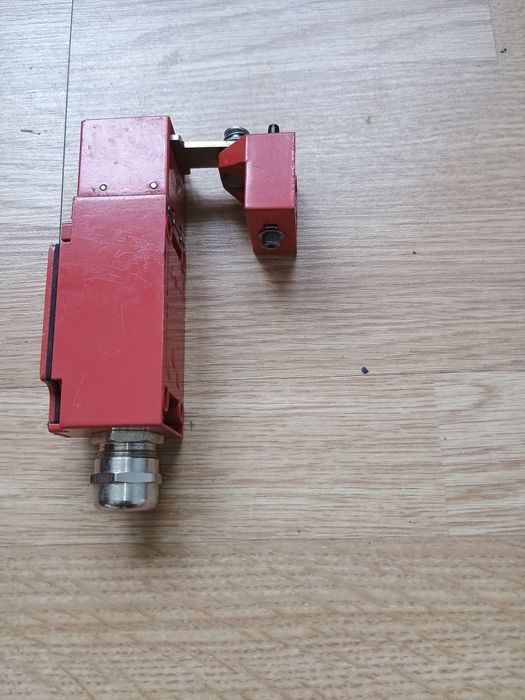 Wyłącznik krańcowy bezpieczeństwa