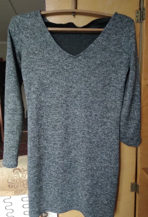 Платье короткое.