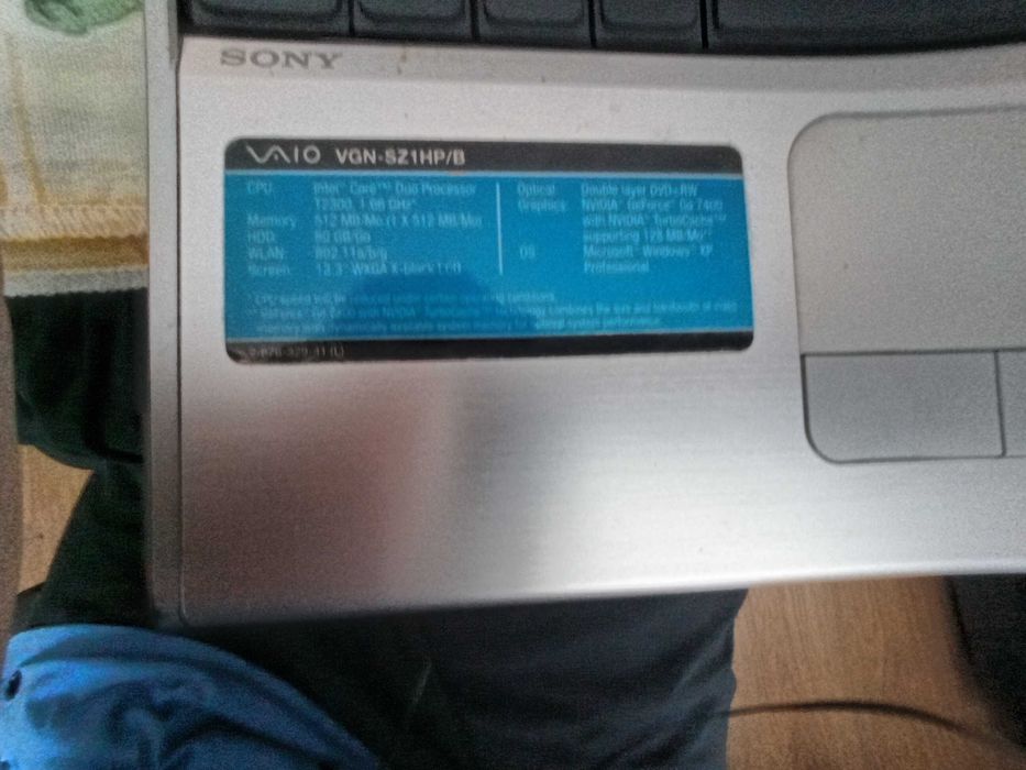 Portátil Sony Vaio VGN-SZ1HP/B sem carregador para peças