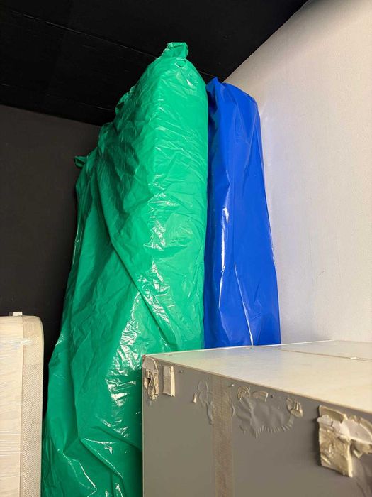 2 Camas Sommier 90x200 com Colchões de Molas – Excelente Estado