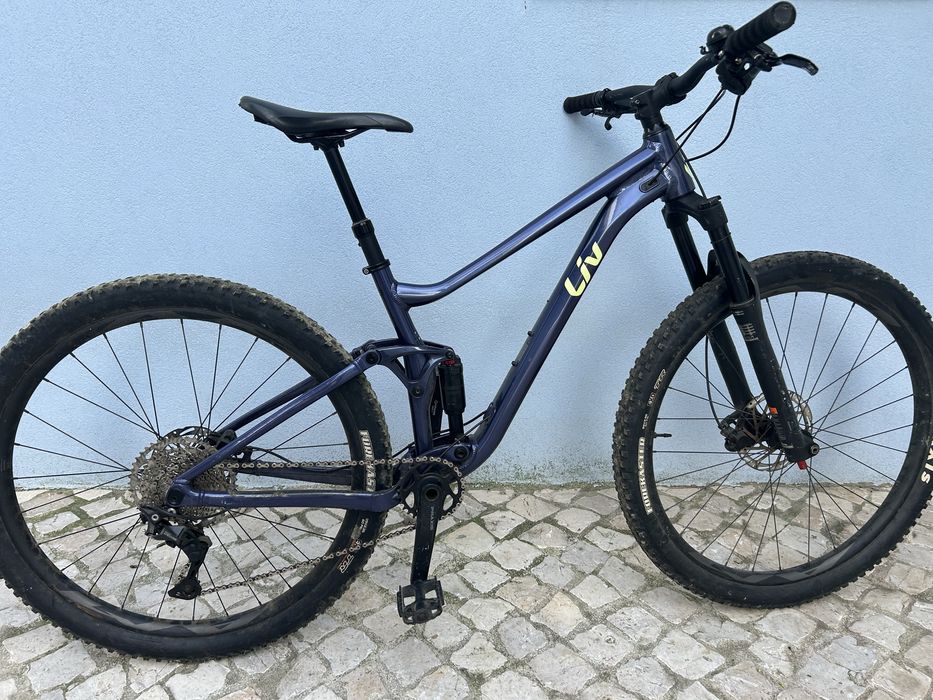 Bicicleta Liv Embolden  Enduro