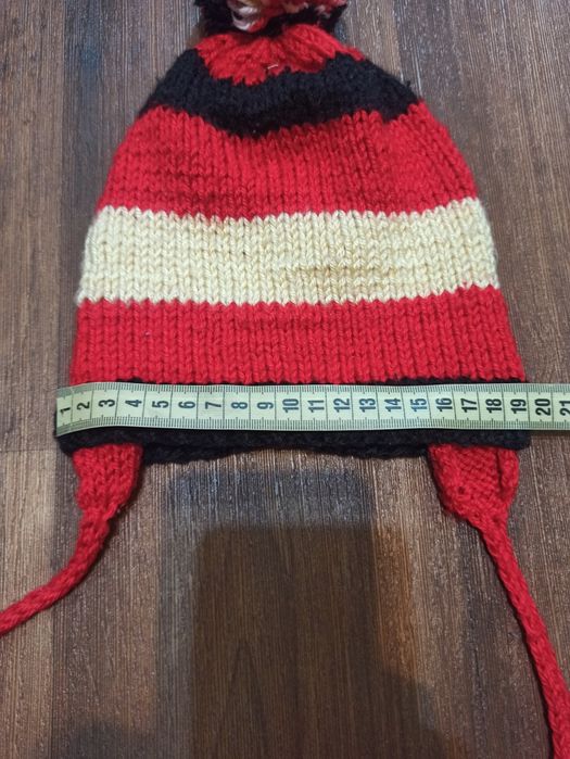 Віддам шапку, шарф