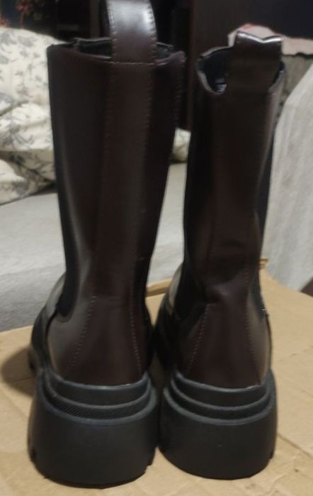 Осенние коричневые ботинки