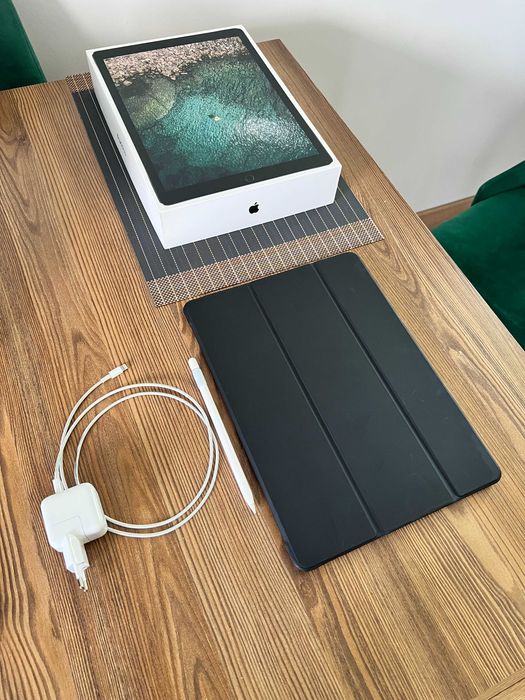 iPad Pro 12,9 cala A1670, 64GB, WiFi, Gwiezdna Szarość + Apple Pencil