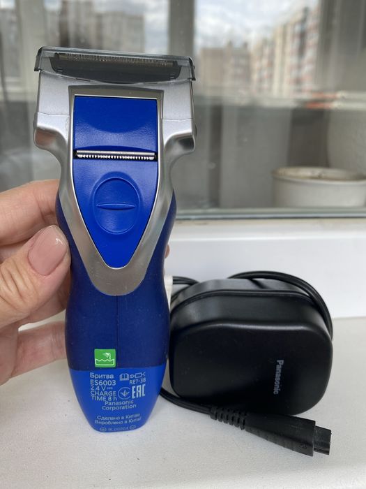 Електробритва Panasonic ES6003